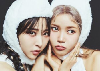 Moonbyul (kiri) dan Solar (kanan) dari MAMAMOO+ akan gelar konser fan perdana. (Foto: Instagram/mamamoo_official)