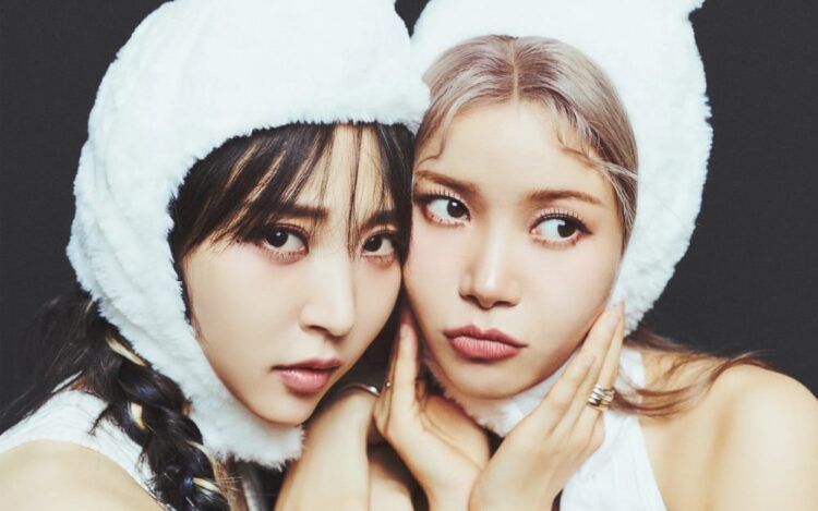 Moonbyul (kiri) dan Solar (kanan) dari MAMAMOO+ akan gelar konser fan perdana. (Foto: Instagram/mamamoo_official)