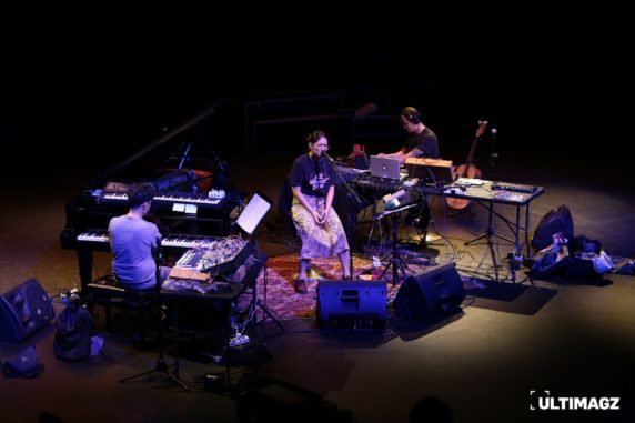 708D8C1E-B6F2-4B53-9F06-270960D5109A GR Monita Tahalea Jazz Buzz