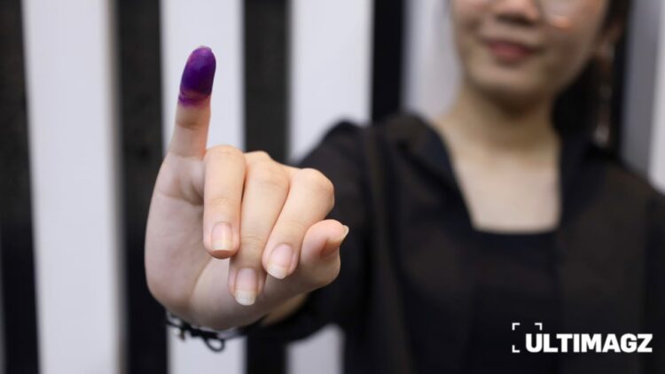 Ilustrasi anak muda mencoblos. (ULTIMAGZ/Andita Charaya)