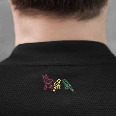 Ajax Third Kit UEFA Larang Desain Jersey Ketiga Ajax Bertema Bob Marley (Ultimagz)