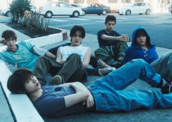 CORTIS dalam foto konsep album GREENGREEN. (X/@BIGHIT_MUSIC)