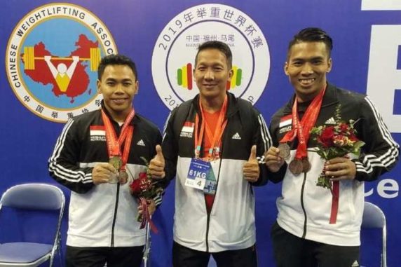 Eko Yuli - IWF World Cup
