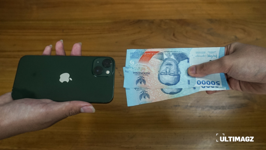 Illustrasi jasa sewa iPhone. (ULTIMAGZ/Febrian Dwianto)