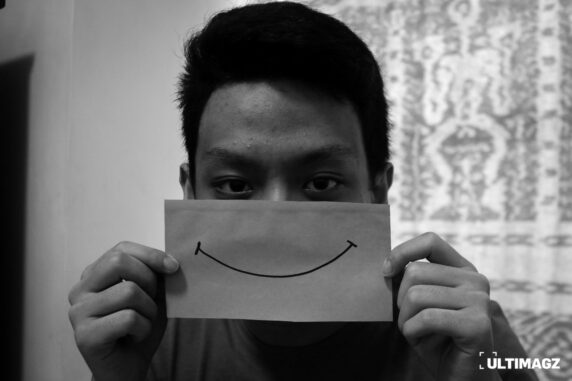 Gangguan Bipolar dan Semua yang Berawal dari Sebuah Kesadaran Ilustrasi orang yang mengalami bipolar disorder(ULTIMAGZ/Kyra Gracella)