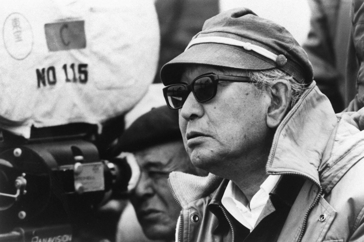 Akira Kurosawa selama proses pembuatan Kagemusha (1980) (britannica.com)