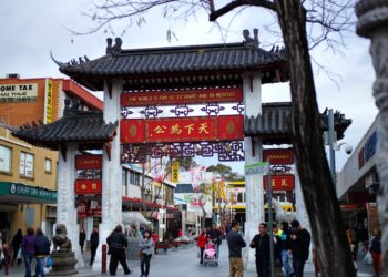 Gerbang Pai Lau yang merupakan monumen historis di Cabramatta, Australia. (globalgoodfood.com)