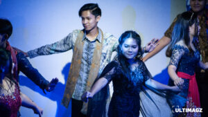 Penampilan tari tradisional oleh para finalis Duta Anti Narkoba. (ULTIMAGZ/Gabri Perboire)