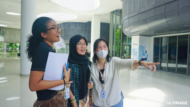 Ilustrasi penggunaan masker di Universitas Multimedia Nusantara (UMN). (Ultimagz/Keizya Ham)