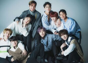 Para anggota PENTAGON (atas, kiri ke kanan) Wooseok, Yuto, Kino, Yan An, Hongseok (bawah, kiri ke kanan) Jinho, Yeo One, Hui, dan Shinwon. (Pinterest/Kagawa Yuki)