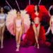 Gigi Hadid, Jasmine Tookes, Grace Elizabeth, Bella Hadid, Paloma Elsesser, dan Kate Moss dalam Victoria’s Secret Fashion Show 2024. (hellomagazine.com)