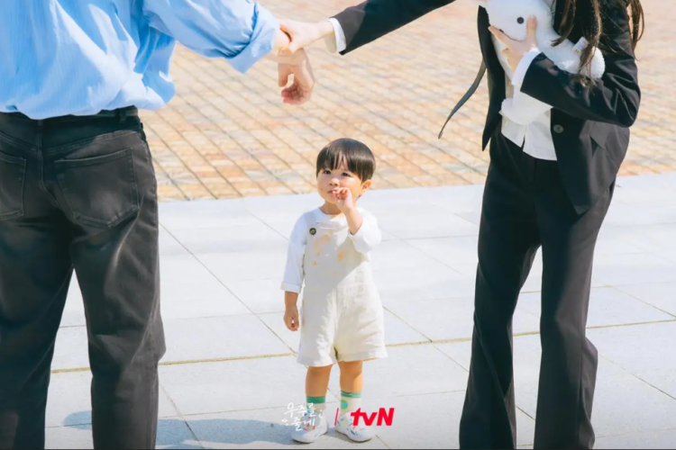 Preview Yoo-ho sebagai Seon Woo-ju di Our Universe.