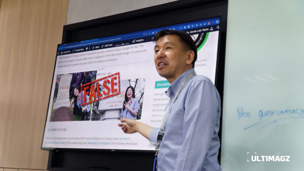 Professor Masato Kajimoto sedang menjelaskan salah satu kasus yang dihadapi oleh mahasiswa HKU dalam seminar digital fact-checking di Menara Kompas, Jakarta Pusat, Senin (11/05/2026) [foto id=”398″]