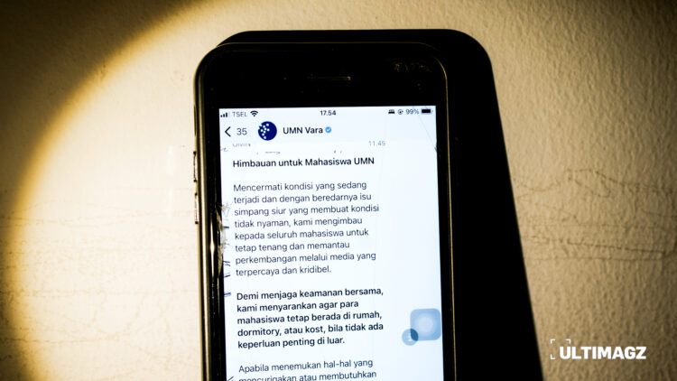 Pesan imbauan untuk mahasiswa UMN yang disebarkan oleh UMN Vara melalui WhatsApp pada Sabtu (30/08/25). (ULTIMAGZ/Ancilla Maura)