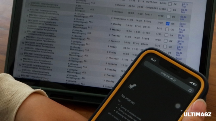 Ilustrasi kendala pada website MyUMN saat mahasiswa melakukan pengisian Kartu Rencana Studi (KRS) (ULTIMAGZ/ Andita Chayara).