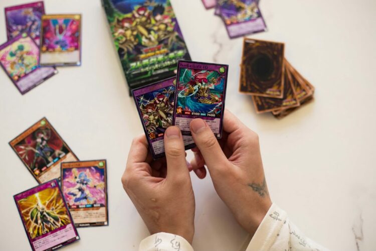 Koleksi kartu Yu-Gi-Oh! (Jovan Vasijevic/Unsplash)