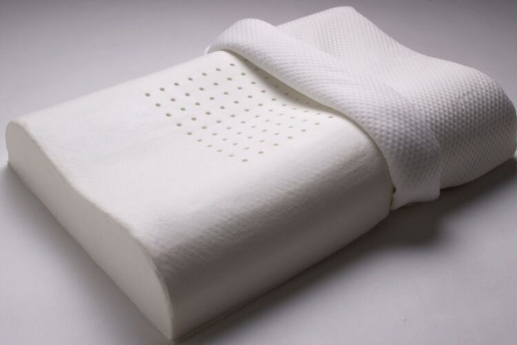 Ilustrasi bantal lateks alami (sumber:kompas.com)