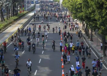 Ilustrasi kegiatan Hari Bebas Kendaraan Bermotor di salah satu jalan di Jakarta. (ANTARA/Galih Pradipta)