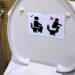 Foto ilustrasi dengan larangan jongkok di toilet duduk. (ULTIMAGZ/Putri C. Valentina)
