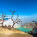 Ilustrasi pemandangan dari puncak Kawah Ijen. (freepik/jcomp)