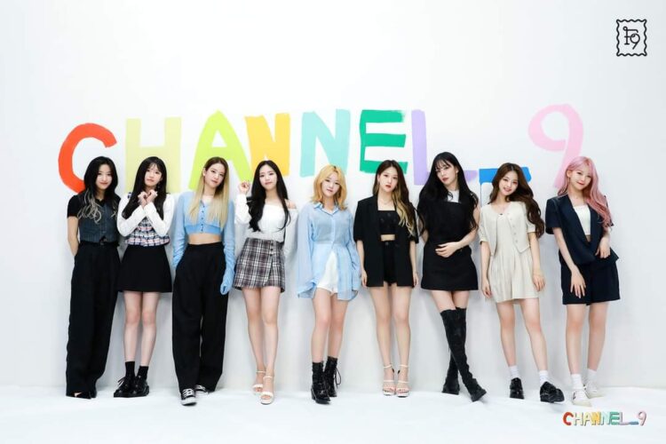 Fromis_9 Hadirkan Panduan Lengkap untuk "CHANNEL_9" (ULTIMAGZ)