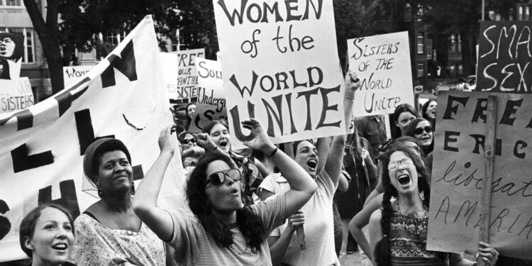 Perjuangan Gelombang Gerakan Feminisme Di Dunia Berantas perjuangan-gelombang-gerakan-feminisme-di-dunia-berantas