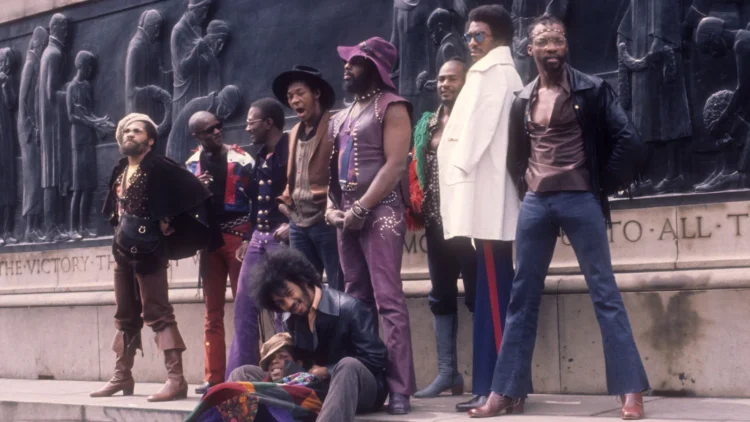 Foto beberapa anggota Funkadelic (npr.org)