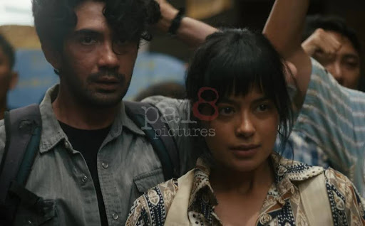 Salah satu potongan adegan film panjang Laut Bercerita. (instagram.com/@lautbercerita)