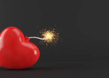 Love Bombing, Tindakan Romantis yang Manipulatif (ULTIMAGZ)