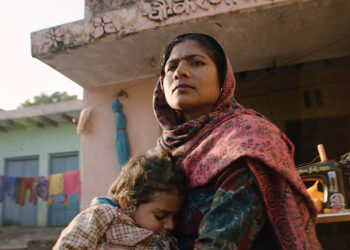 Sekilas keseharian perempuan di Hapur, India. (peoplesworld.org)