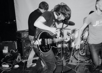 Foto ilustrasi skena rock. (unsplash.com/iam_os)