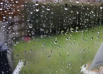 Air Hujan, Bisa Dikonsumsi atau Tidak? (ULTIMAGZ)