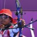 Riau Ega Agatha Salsabila saat berlaga di panahan Olimpiade Tokyo, 29 Juli 2021 (Foto: REUTERS/Clodagh Kilcoyne)