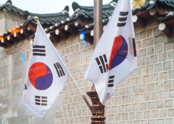 Korea Selatan sahkan RUU untuk melindungi artis K-Pop yang di bawah umur. (Foto: Unsplash)