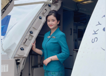 Salsabila Rahmadhany, mahasiswi jurusan Jurnalistik angkatan 2020 di Universitas Multimedia Nusantara (UMN) yang pernah bekerja sebagai pramugari. (Dok. Salsabila Rahmadhany)